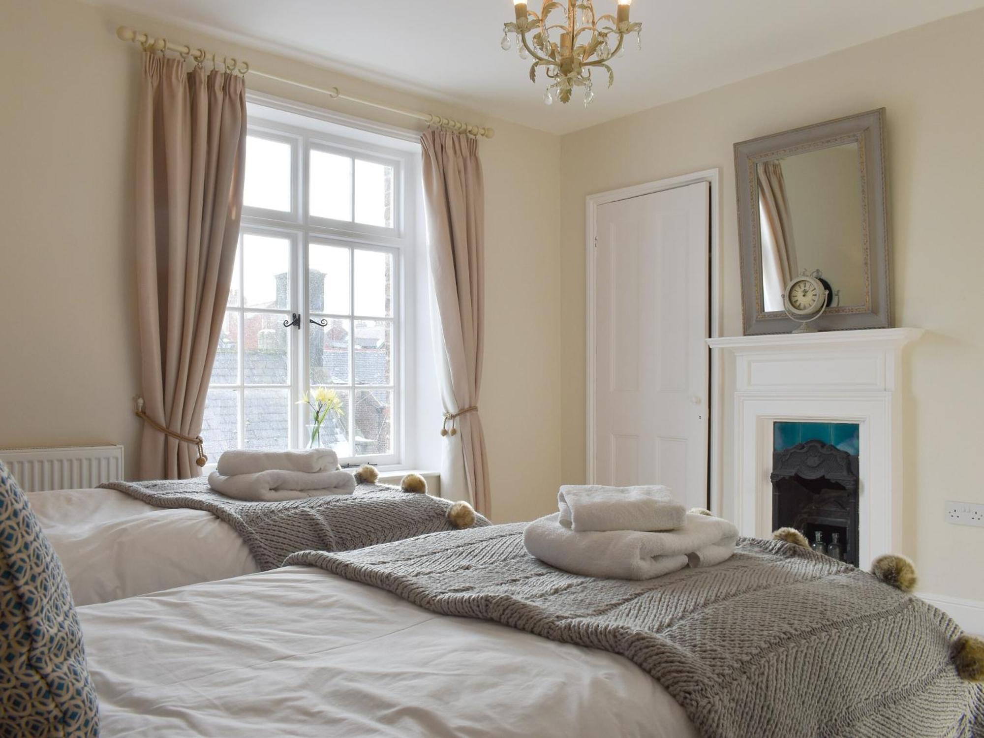 Вілла Whitby Townhouse Екстер'єр фото